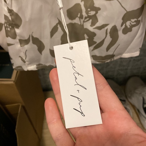 Petal & Pup Lulu Sage Green Floral Set- NEW WITH TAGS - Picture 10 of 10